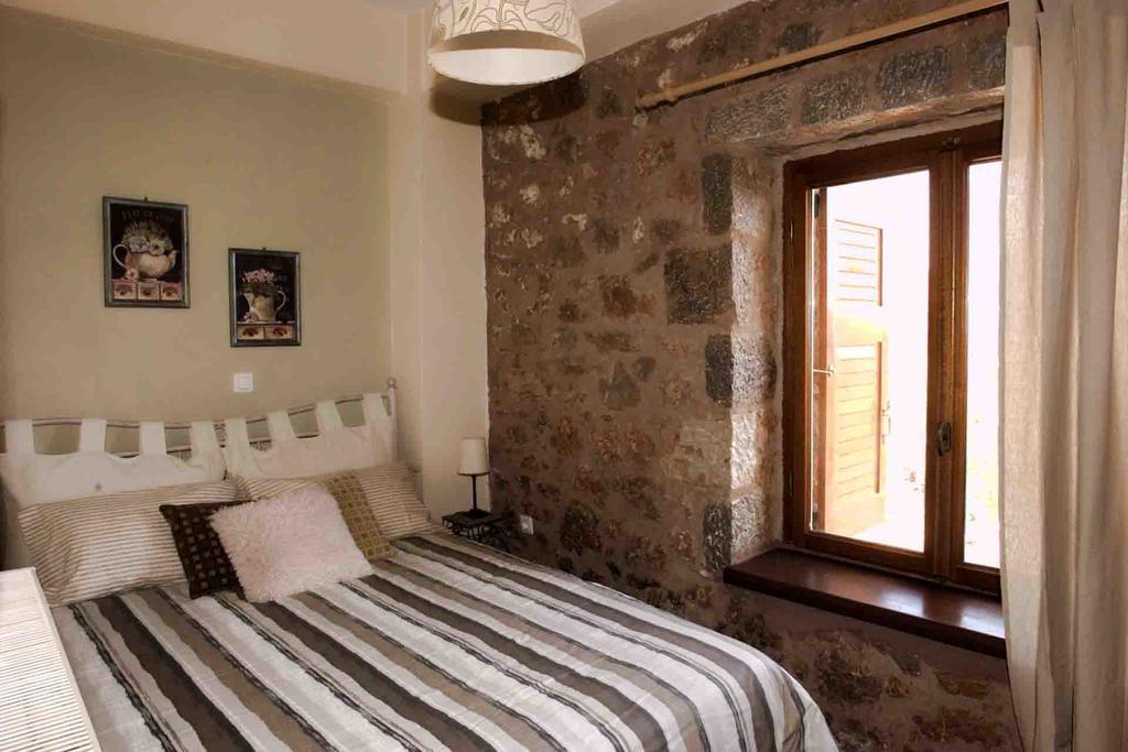 אראחובה Katsarou Apartments מראה חיצוני תמונה