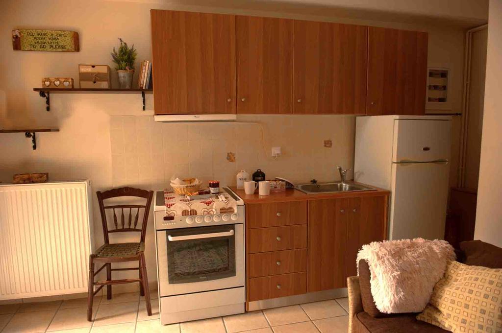 אראחובה Katsarou Apartments מראה חיצוני תמונה