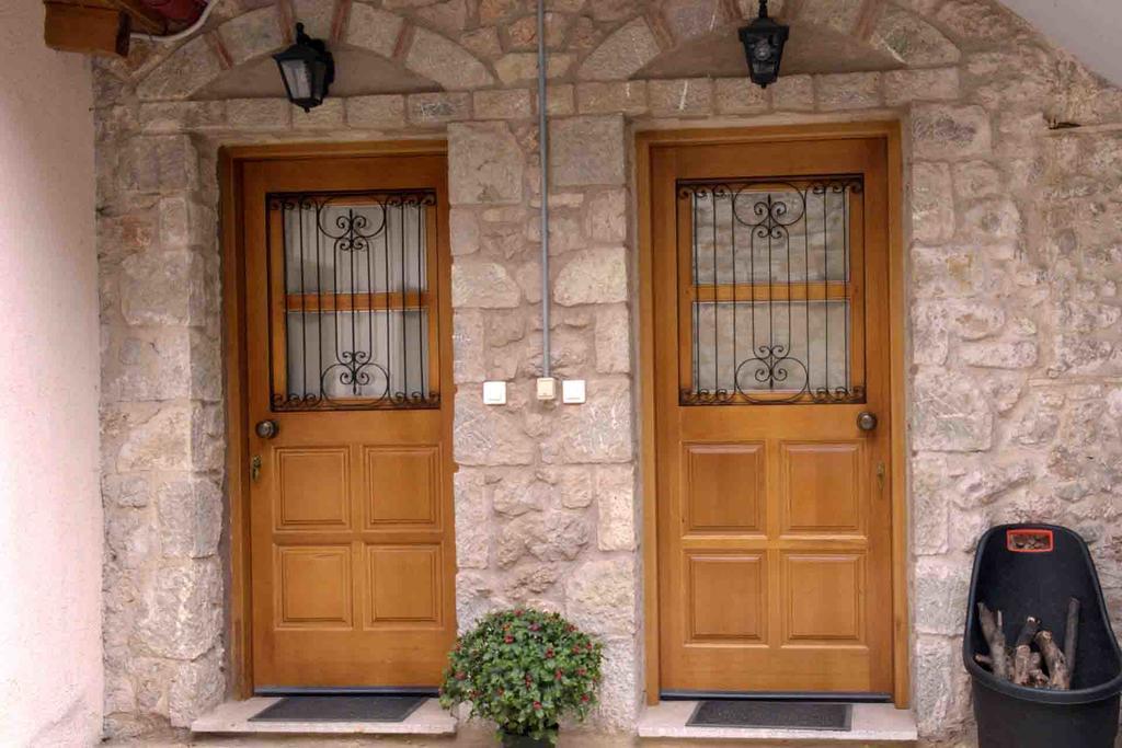 אראחובה Katsarou Apartments מראה חיצוני תמונה