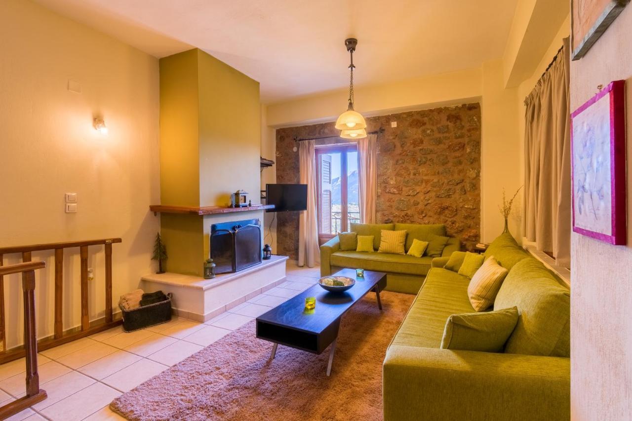 אראחובה Katsarou Apartments מראה חיצוני תמונה