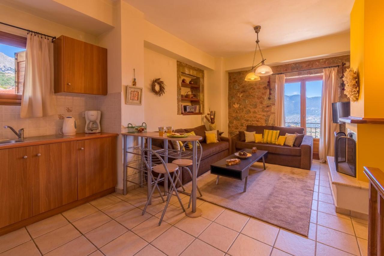 אראחובה Katsarou Apartments מראה חיצוני תמונה