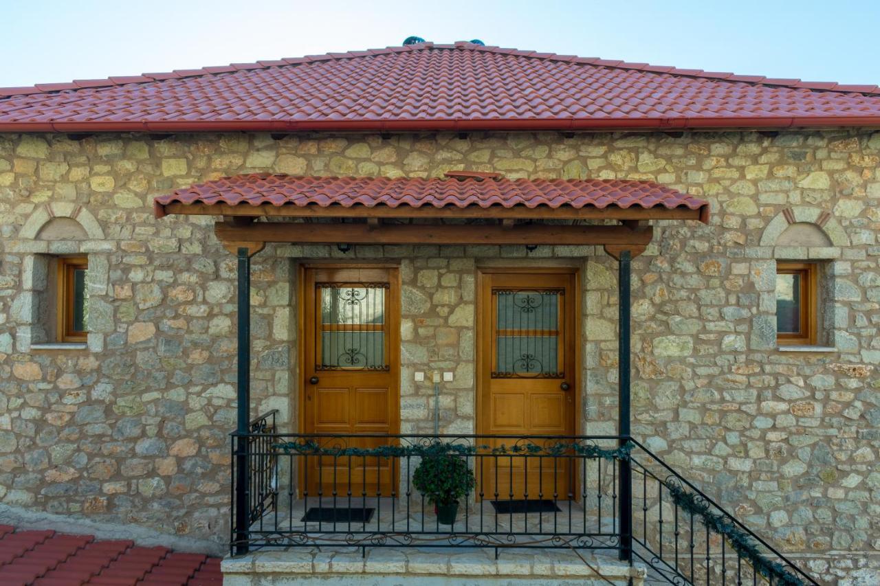 אראחובה Katsarou Apartments מראה חיצוני תמונה